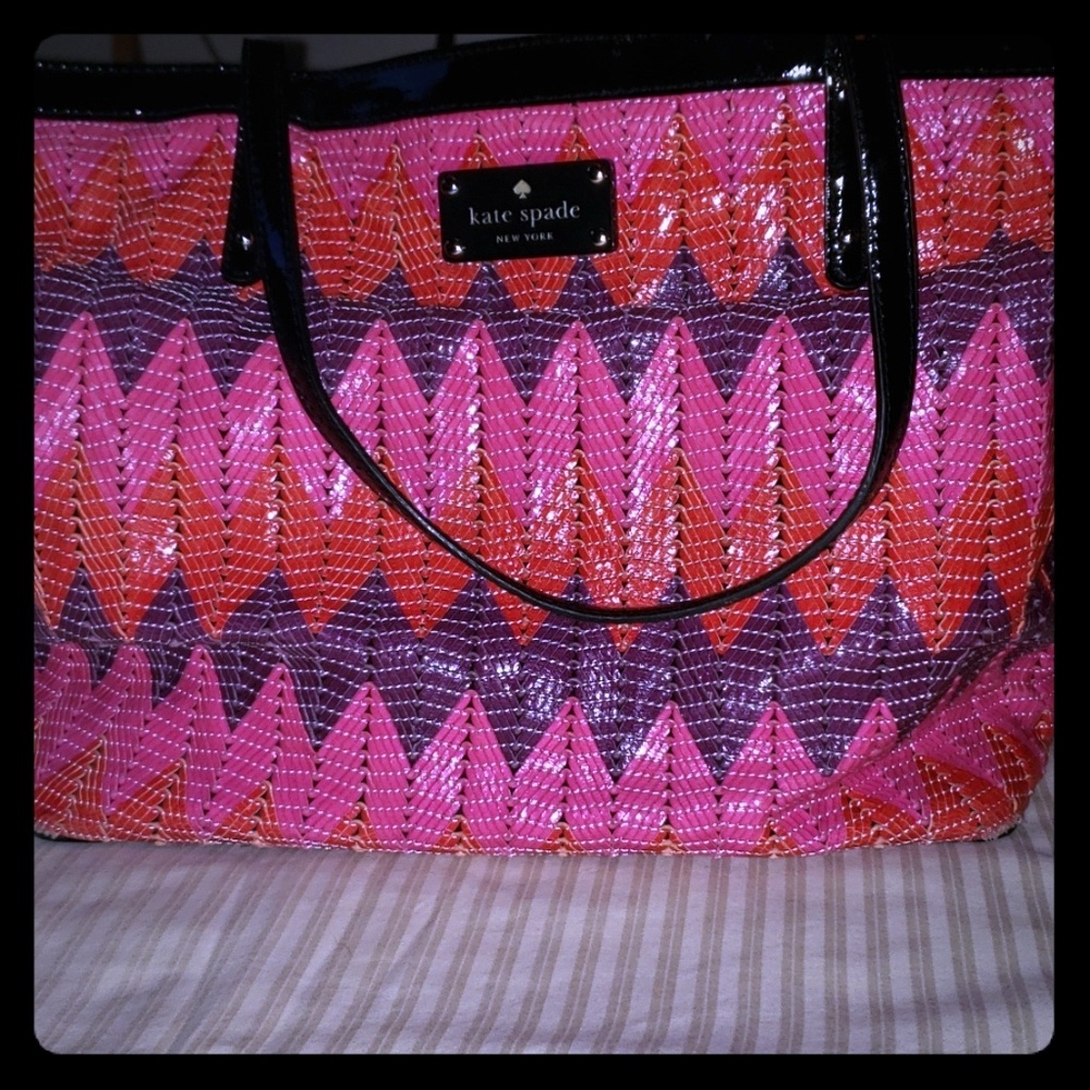 Kate Spade totebag.